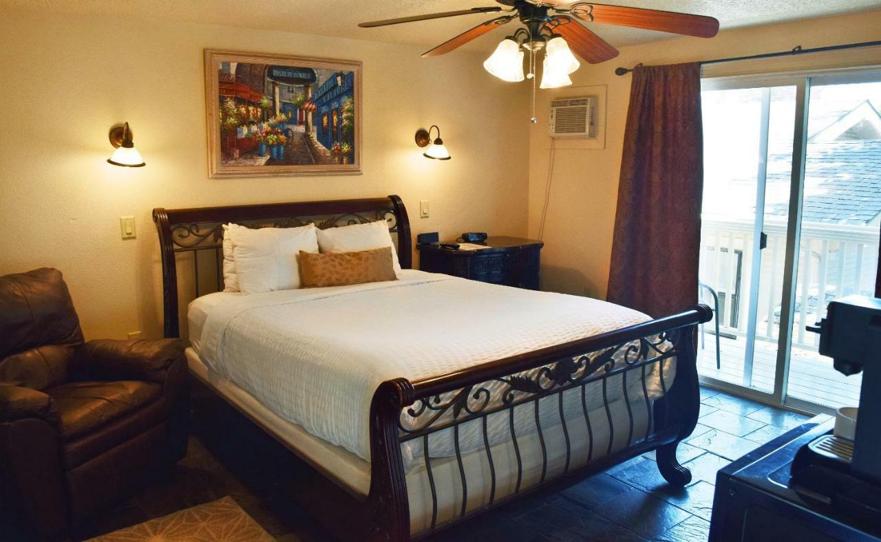 Silverton Inn & Suites Экстерьер фото